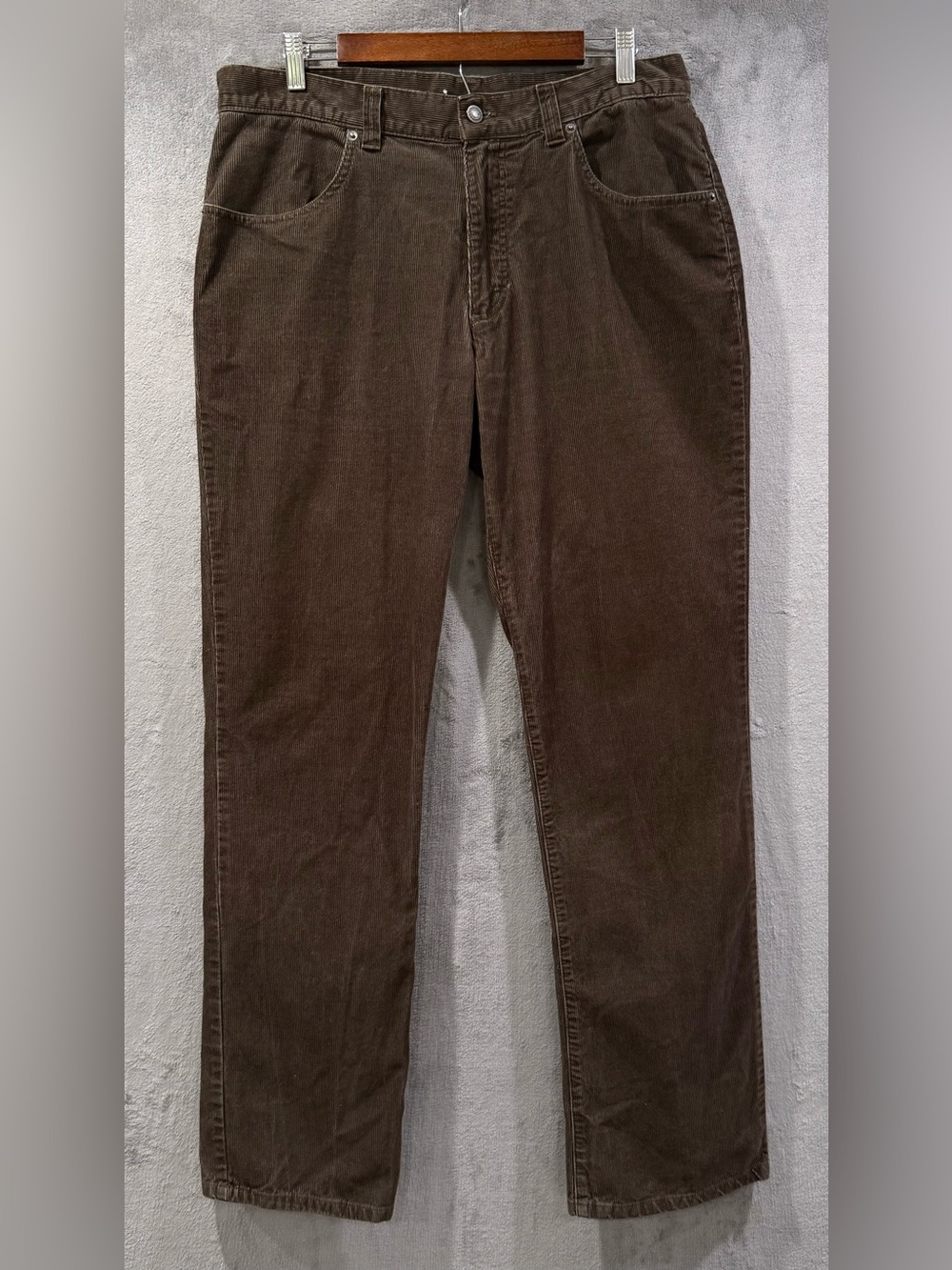 Patagonia Mens Size 35 Brown Organic Cotton Corduroy Straight Leg Pants
